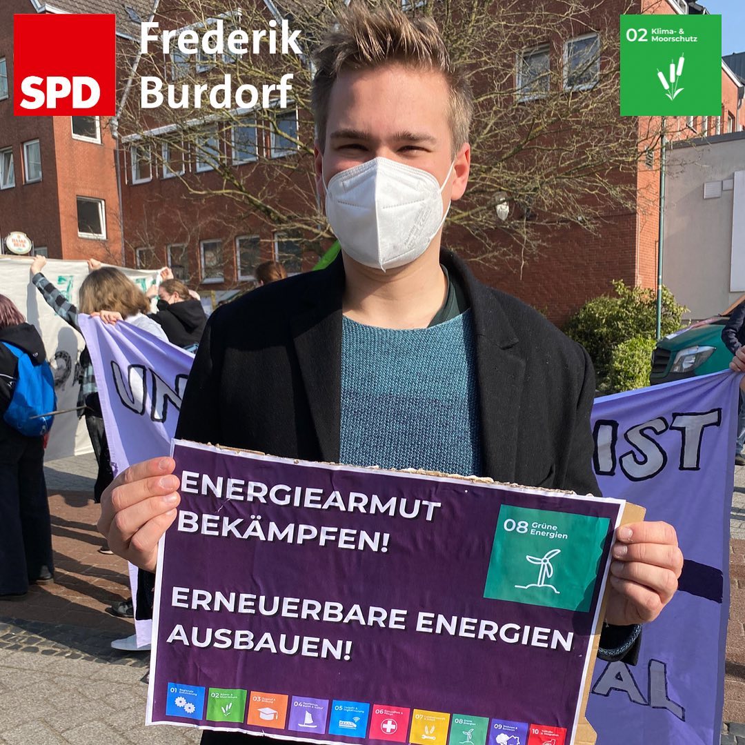 Frederik Burdorf mit Plakat beim Klimastreik in Osterholz-Scharmbeck