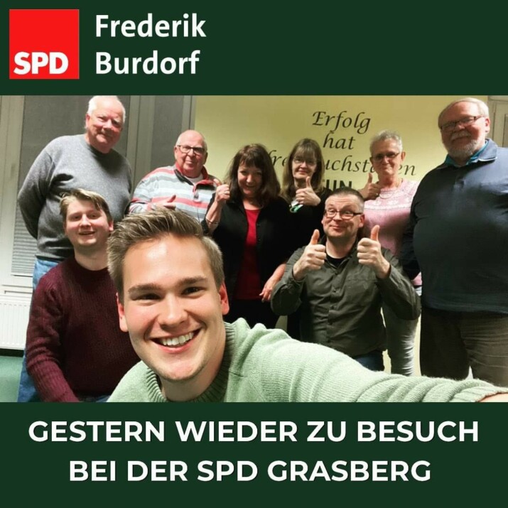 Kandidat Burgdorf mit den Mitgliedern der SPD Grasberg - Darunter der Text: Gestern wieder zu Besuch bei der SPD Grasberg